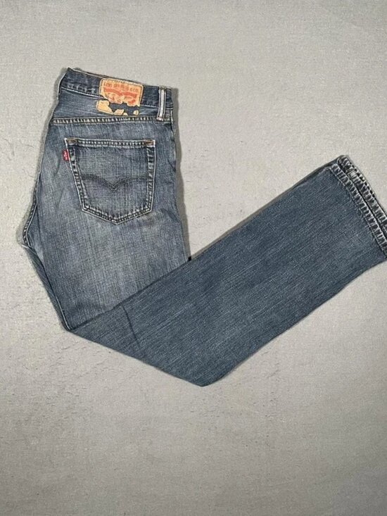 Other - Levi’s 559 Light Blue Denim Jeans Relaxed Vintage Mens W32 I34